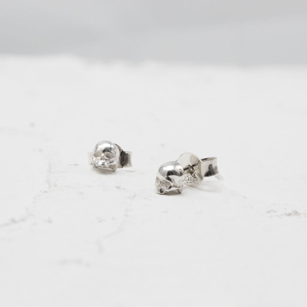Skulls Studs