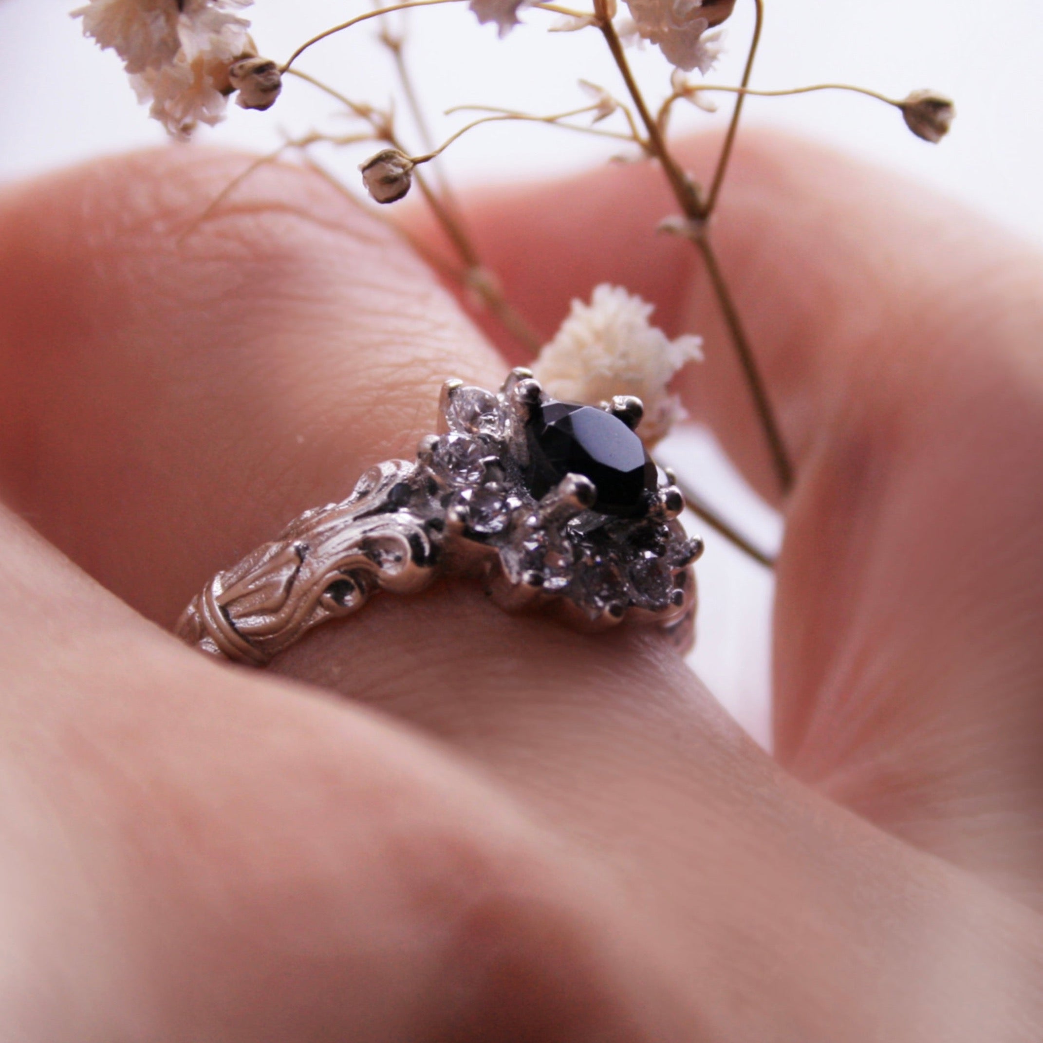 Black Dahlia - Cosmica Gioielli