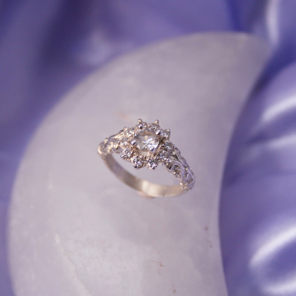 White Dahlia - Cosmica Gioielli